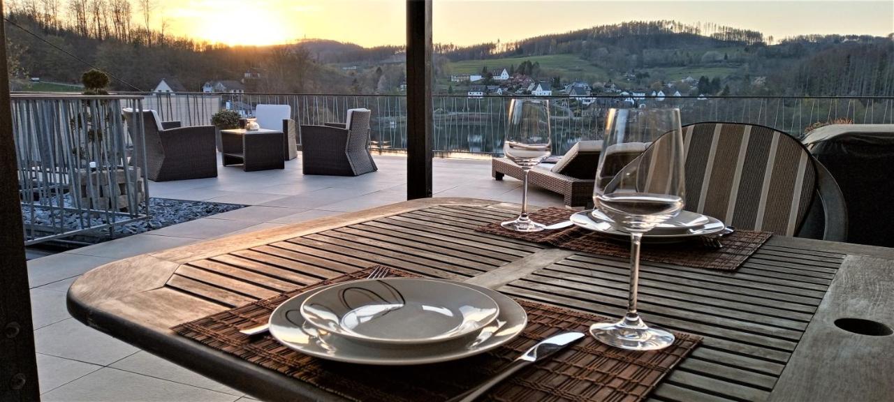 Seeblick-Ferienwohnung Im "Ferienhaus Agger-Blick" Mit Traumhafter Sonnen-Terrasse, Sauna, E-Kamin & Kajak กุมเมอร์สบาค ภายนอก รูปภาพ