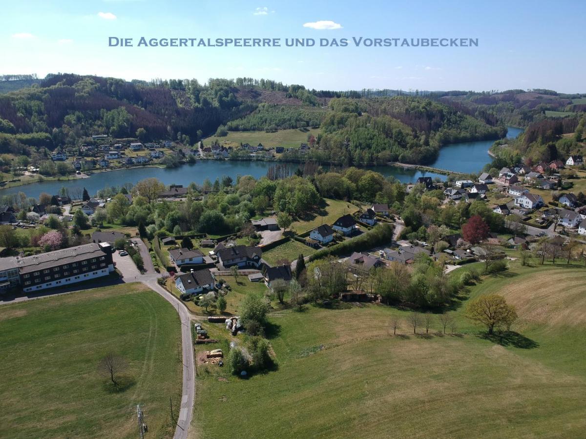 Seeblick-Ferienwohnung Im "Ferienhaus Agger-Blick" Mit Traumhafter Sonnen-Terrasse, Sauna, E-Kamin & Kajak กุมเมอร์สบาค ภายนอก รูปภาพ